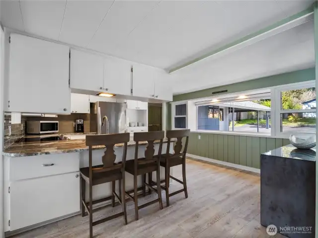 Countertop seating in the kitchen area