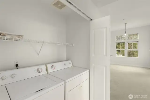 Fullsize washer/dryer