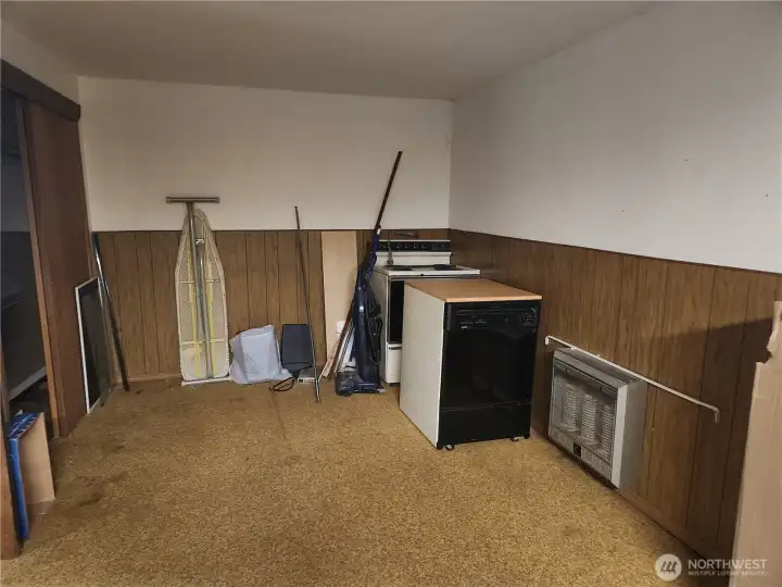 Extra Room for Rentable Storage Space