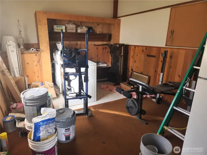 Office space or Rentable Storage