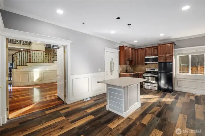 Separate Kitchen for MIL or Guest with 2 bedrooms, 2 showers