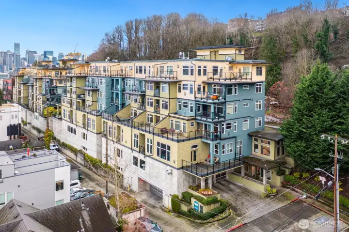 Welcome to The Portal Over Lake Union!