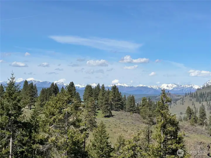 Westward Cascade views !