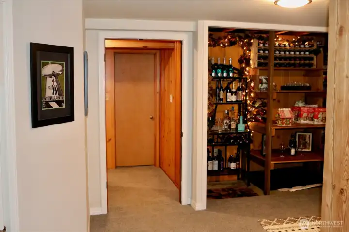 entry to upstairs & 2 downstairs bed/bath