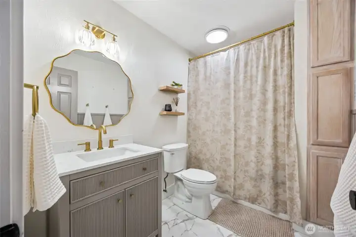 Second floor full bath