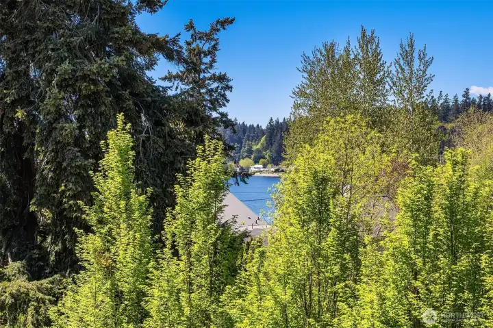 Peek-a-boo water views to the west