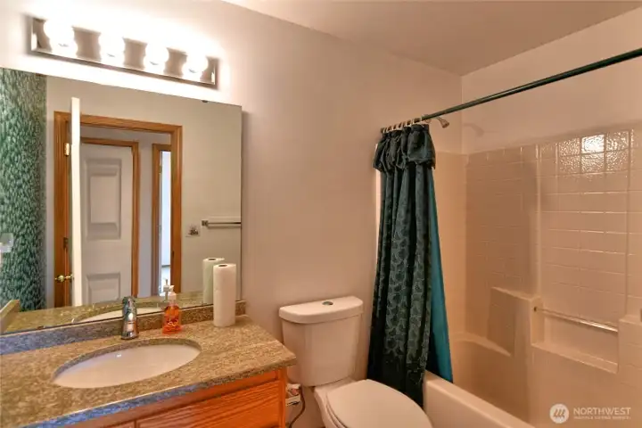 Full bath off bedrooms