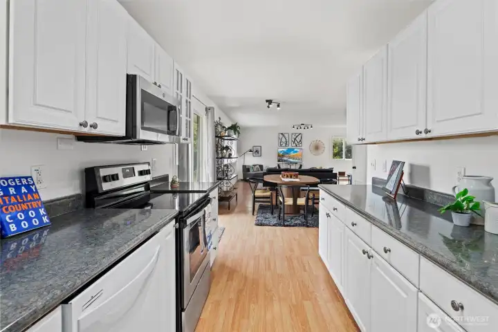 Large kitchen for the chef!