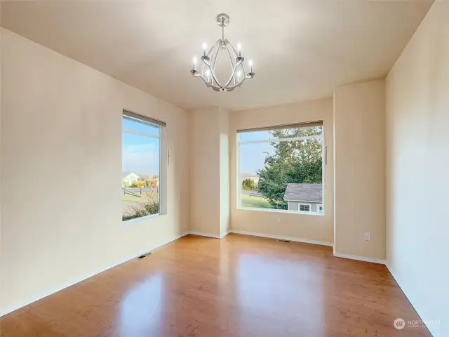 delightful dinning room