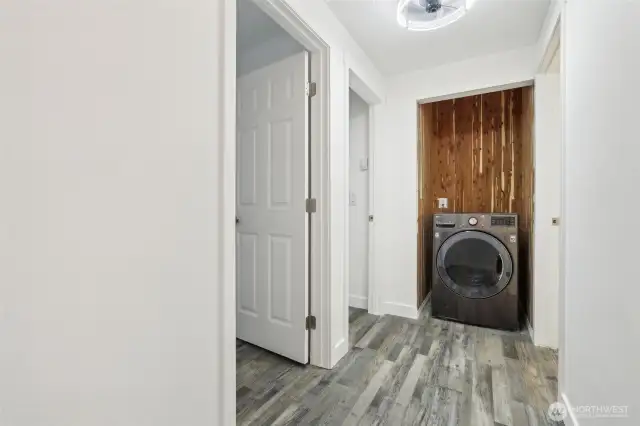 Combo W/D in-unit Laundry