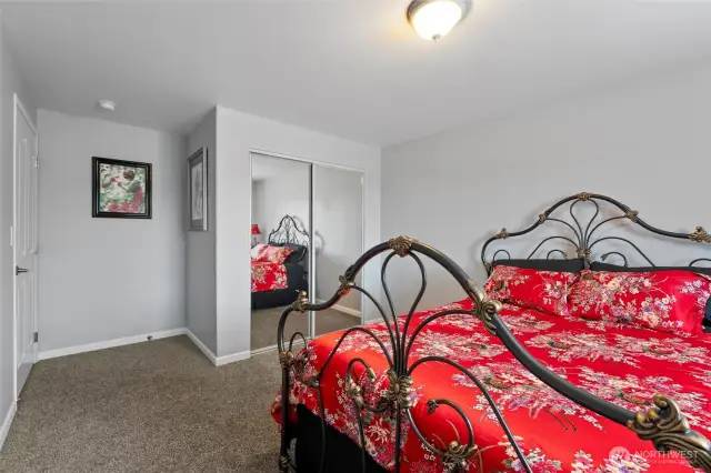 Guest bedroom 2