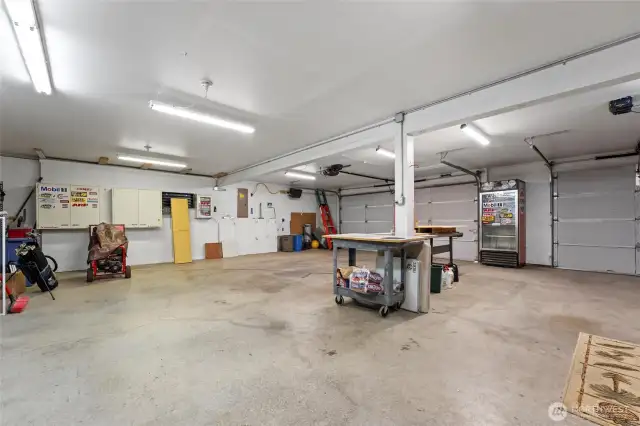 Oversize 3 car garage. And RV parking is also available.
