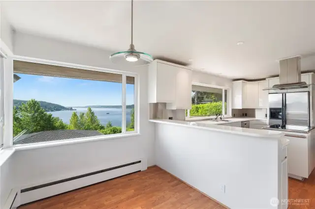 Kitchen eating area