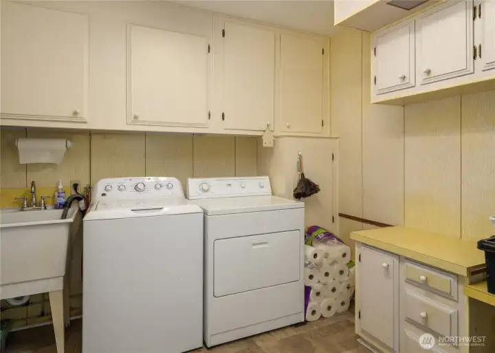 Utility room off kitchen