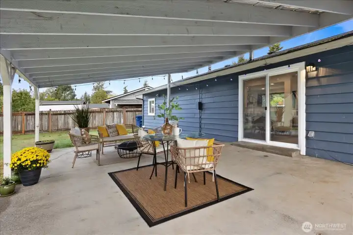 Electrical ready for your big screen t.v. or even hot tub! How about both?