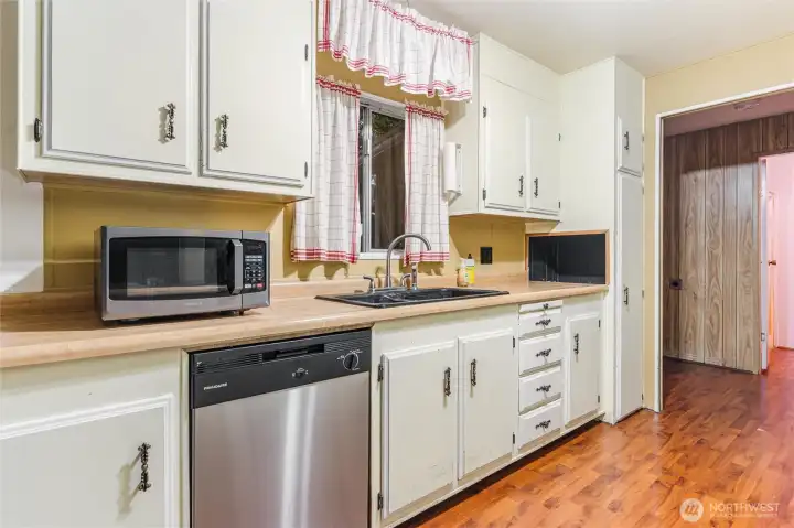 Kitchen with new dishwasher