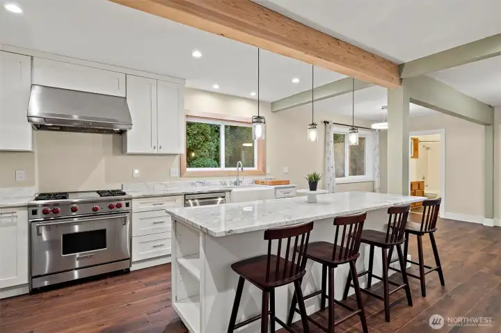 Tastefully remodeled kitchen to inspire any chef to get cooking!