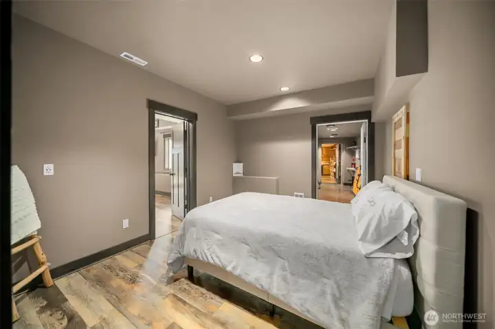 Non-conforming bedroom. Could be used as hobby/craft room, office, bunkbeds for more guests