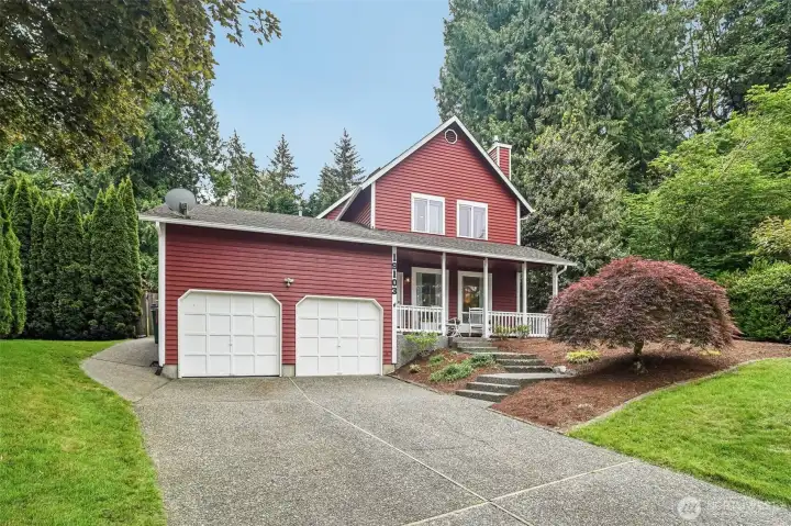 Beautiful home in South Lake Sammamish! Beautiful home in South Lake Sammamish!