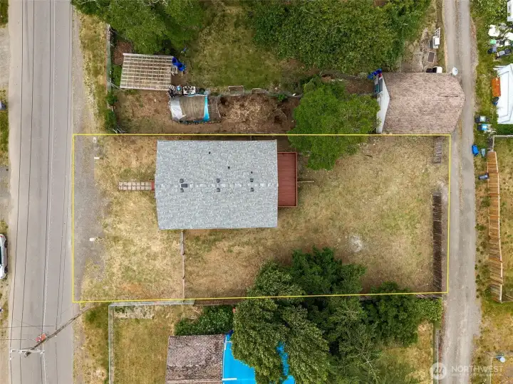 New Roof, Large Lot