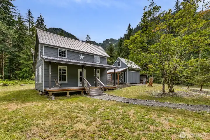 Beautiful 1920 Cabin