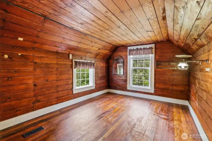 Upstairs Bedroom
