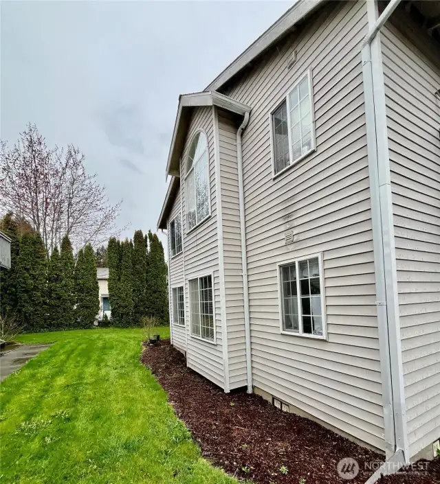 left side of 4 plex