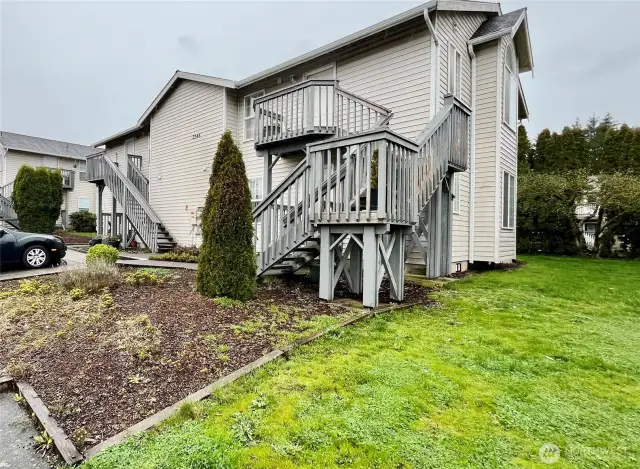 Front and right of 4 plex