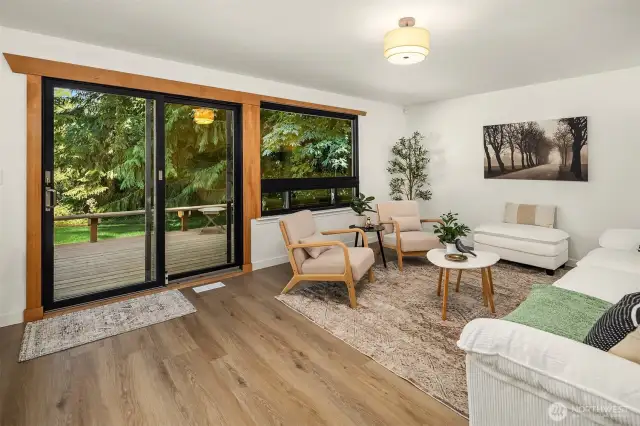 Living Room facing out back