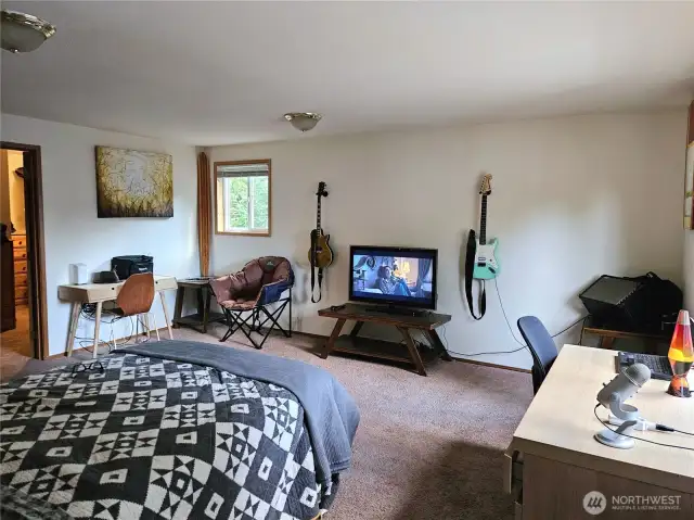 Bedroom Seven