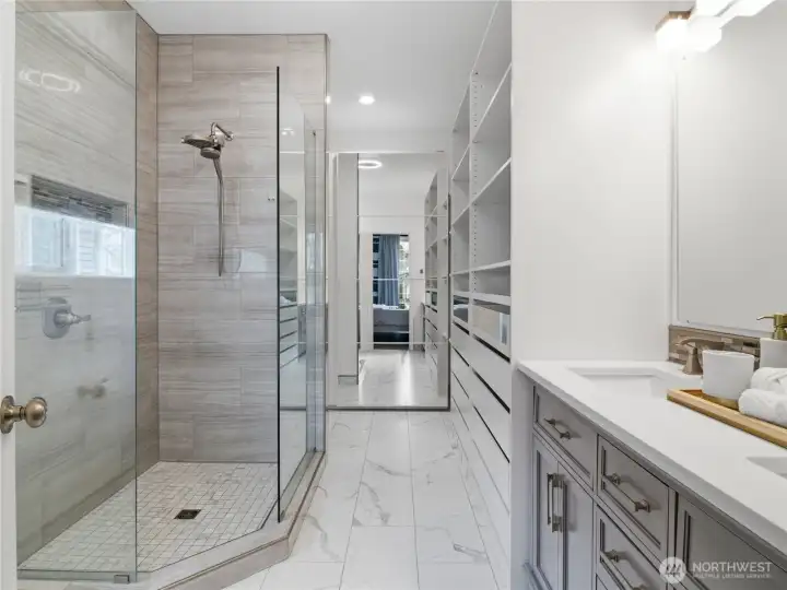 Primary bath with heated floor.