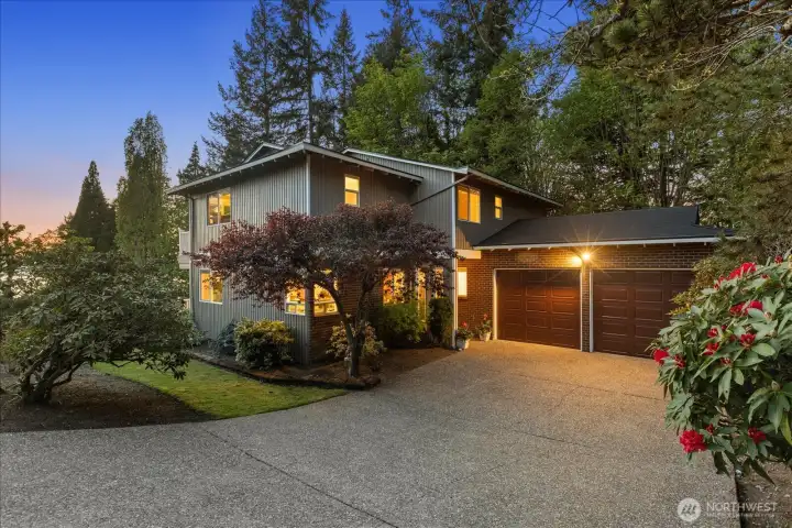 Welcome this beautiful view home in Meadowdale.