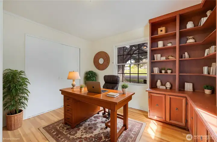 The office also has closet.