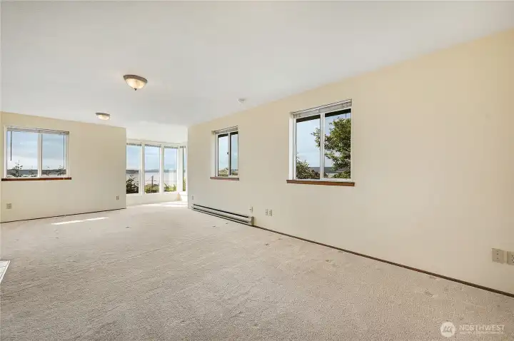 Primary suite.