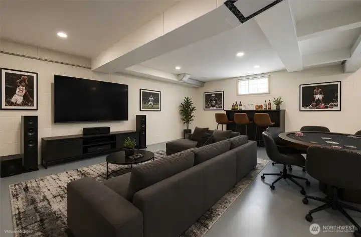 Versatile basement to use as an entertainment room or hobby space