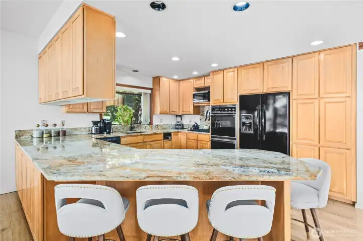 Island with Granite Countertops Island with Granite Countertops