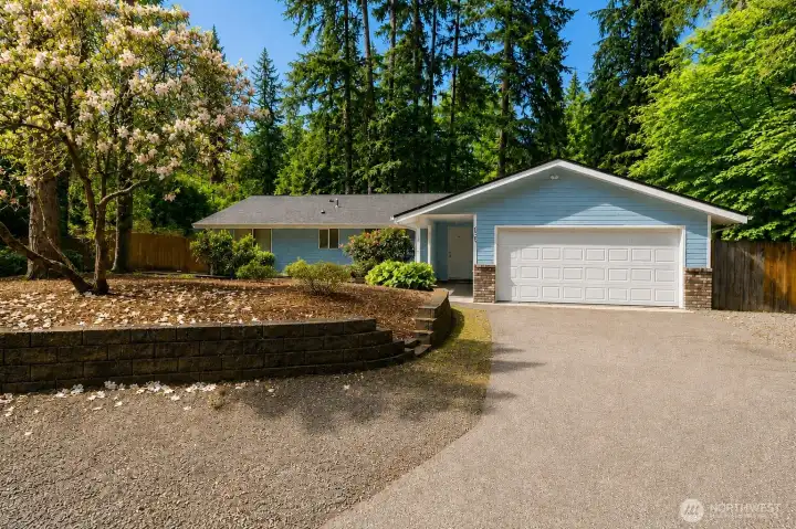 Plenty of space for gardening or parking an RV - 1 level living at it's finest!