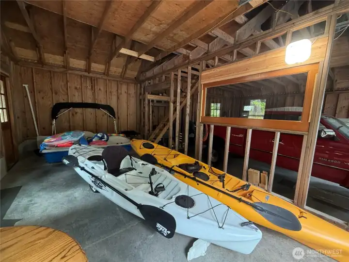 Plenty of storage for watercrafts!