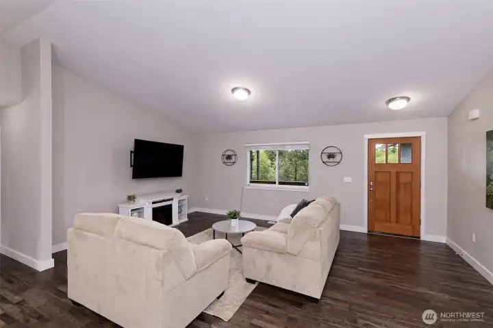 Open concept/vaulted ceilings keep things light and bright Open concept/vaulted ceilings keep things light and bright
