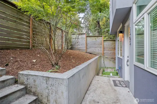 Entry area private garden