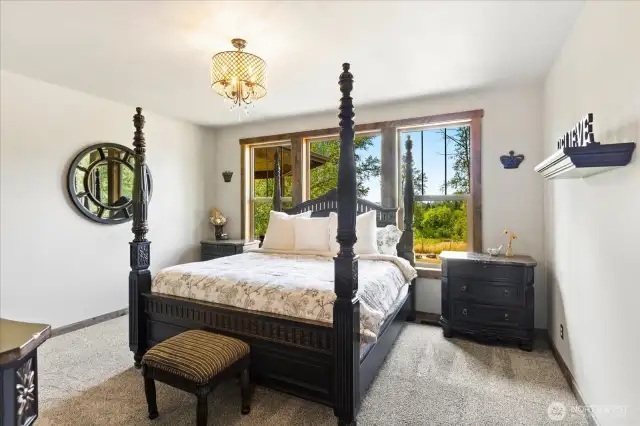 Primary suite.