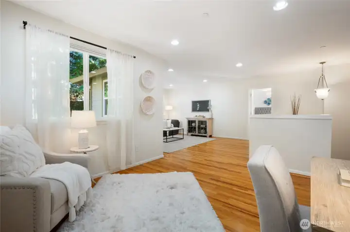 Relaxation or productivity—your choice in the loft.