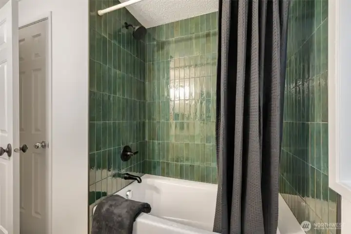High-end dark green tile