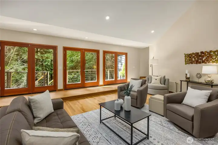 The living areas have hardwood floors and the entire interior of the home has been freshly repainted.