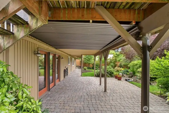 Covered patio outside area Covered patio outside area