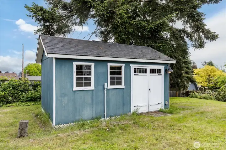 Versatile detached shed equipped with power and lights