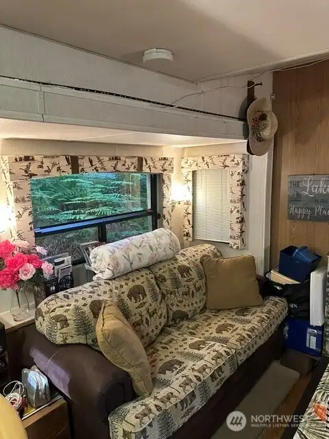 living room Sofa - Makes to twin bed