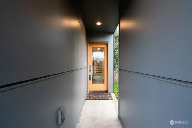 Contemporary entry to 3 spacious levels.