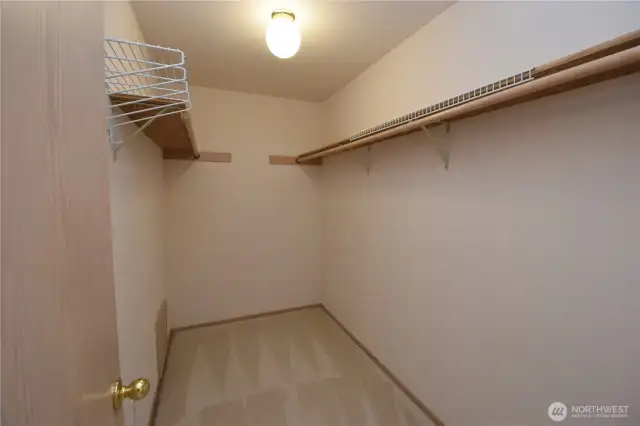 primary bath walk in closet