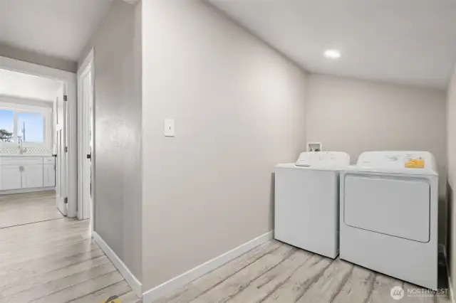 Upper laundry